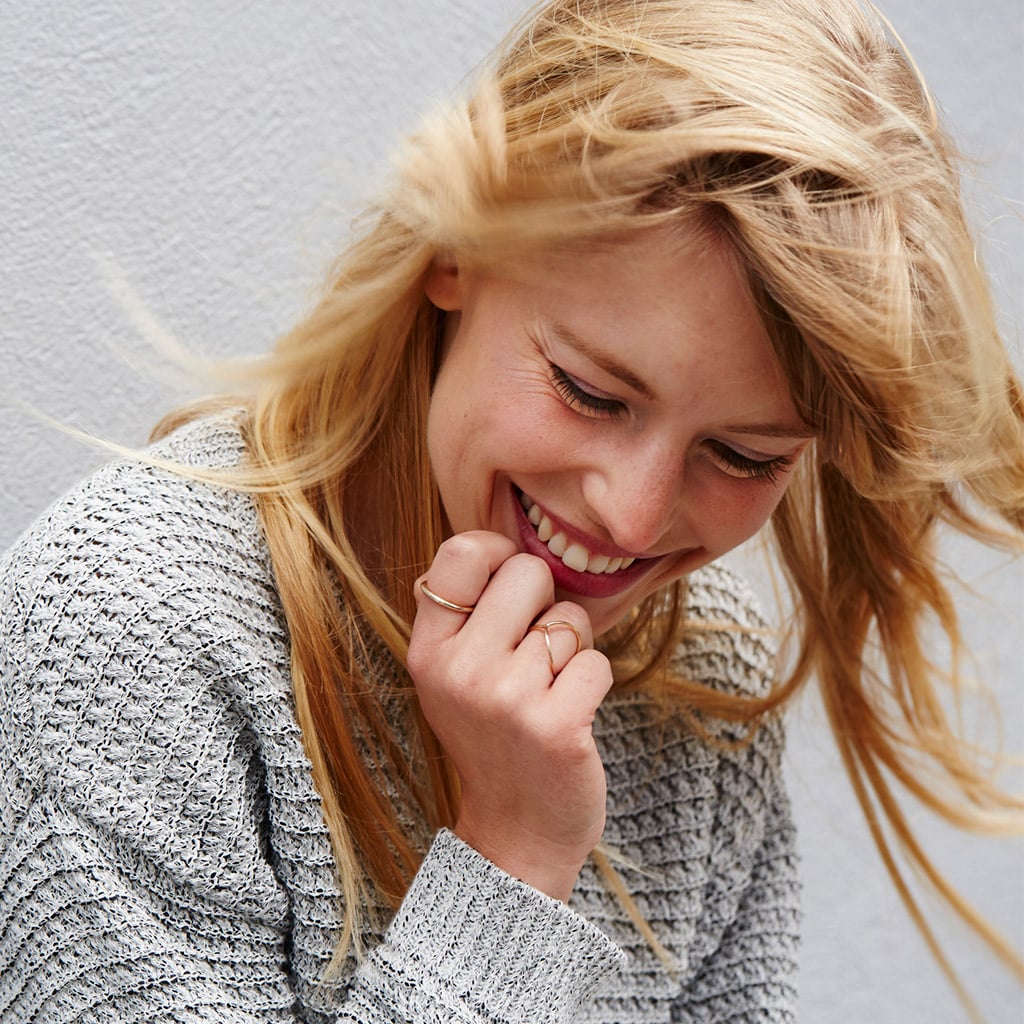 Сміявся з мене чи наді мною: таємниці українського сміху в мові та культурі