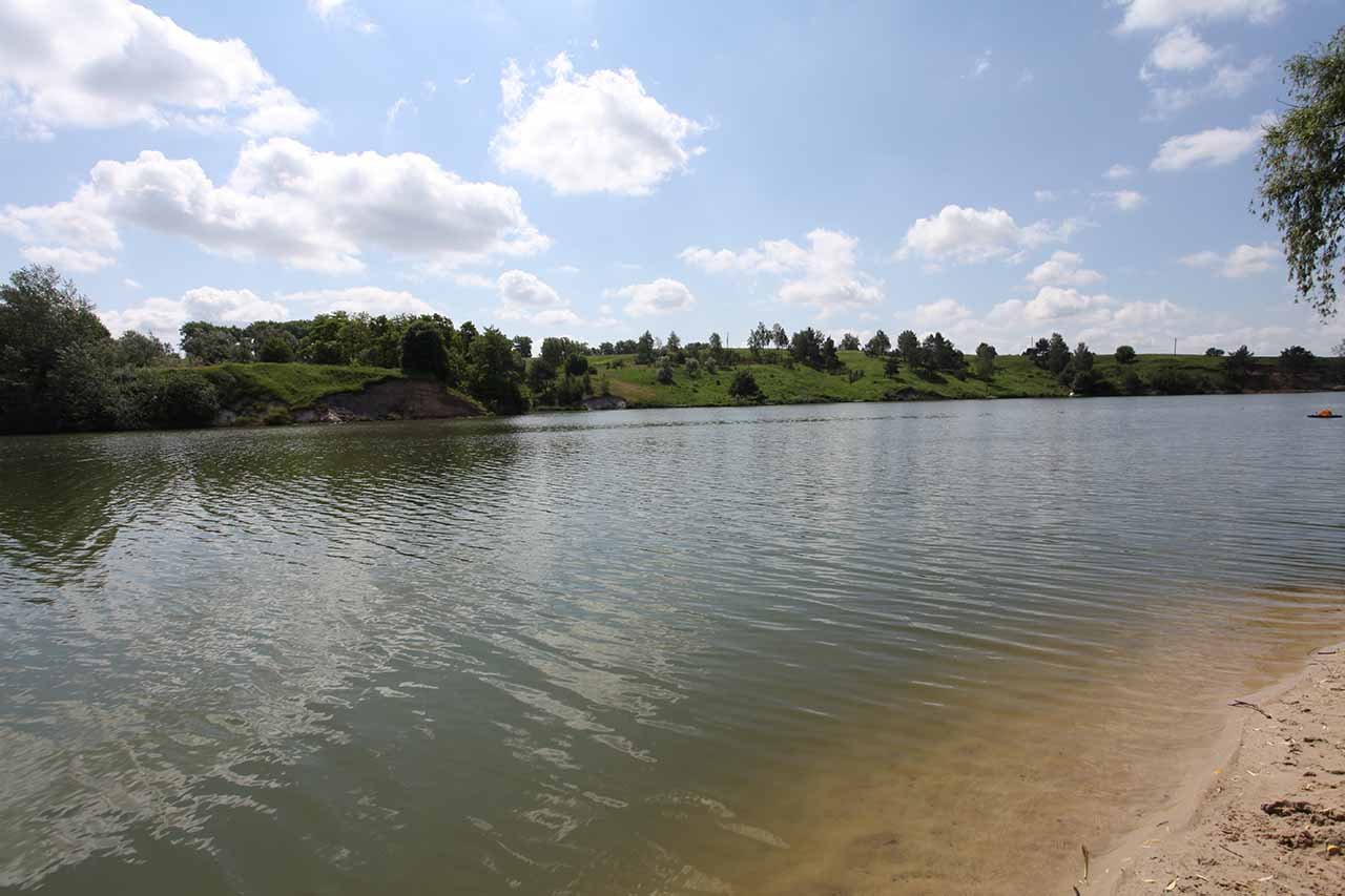 Озеро Крючок: Загадкова Перлина Київщини з Лікувальними Секретами