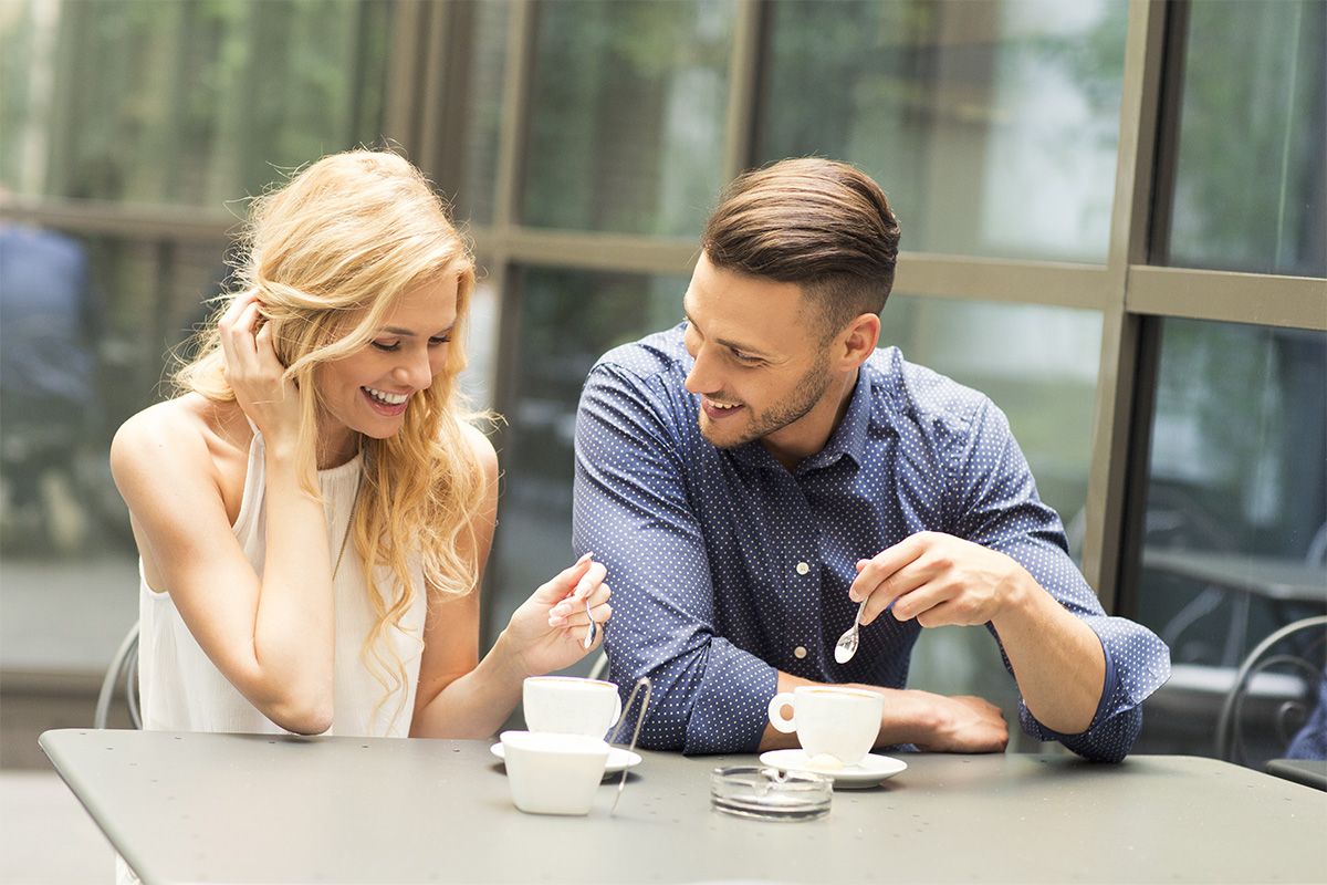 Які питання можна задати хлопцю для знайомства та спілкування