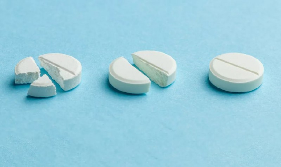 Чи можна ділити таблетки: повний гід з ризиками та правилами