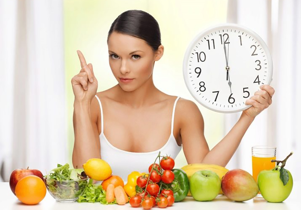 Чи можна їсти яблука на ніч: користь, ризики та секрети травлення