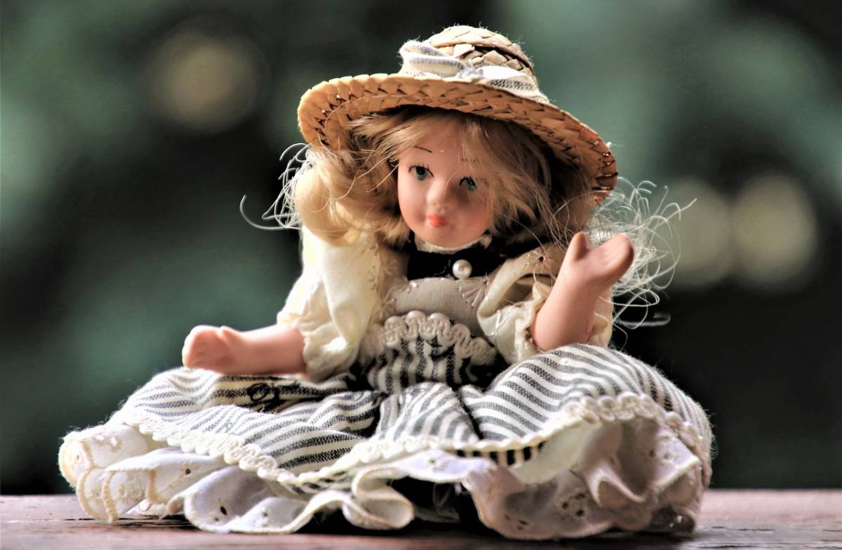 До чого сняться ляльки: таємниці снів від класичних сонників до психології