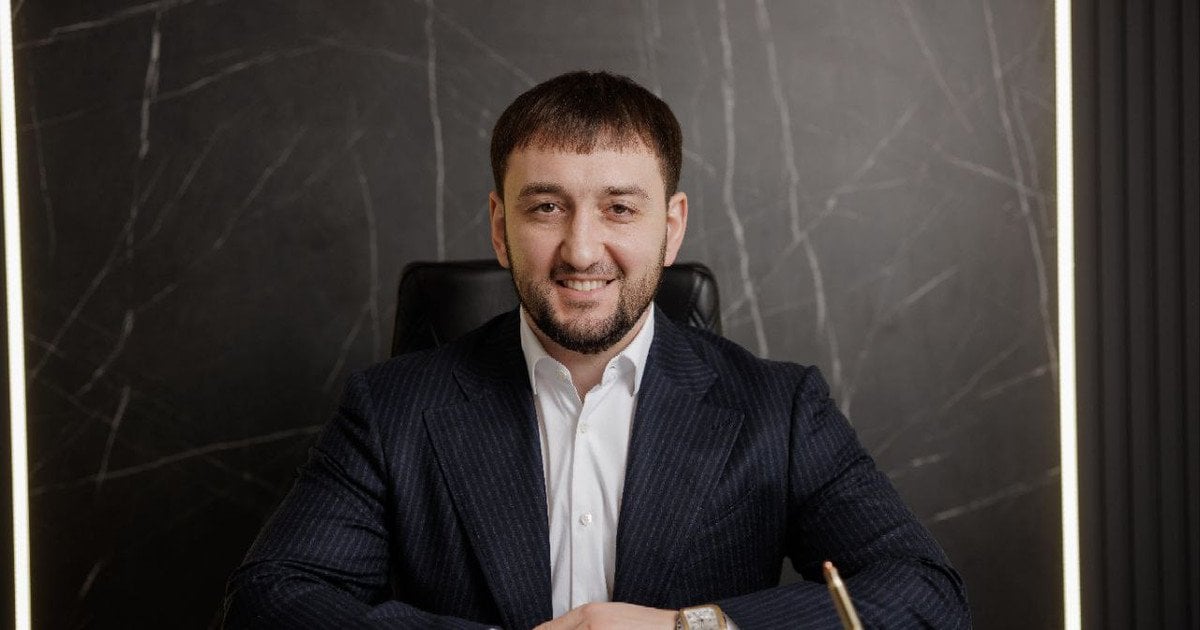 Микола Кравченко: Біографія “Крука” – ідеолога Азовського руху