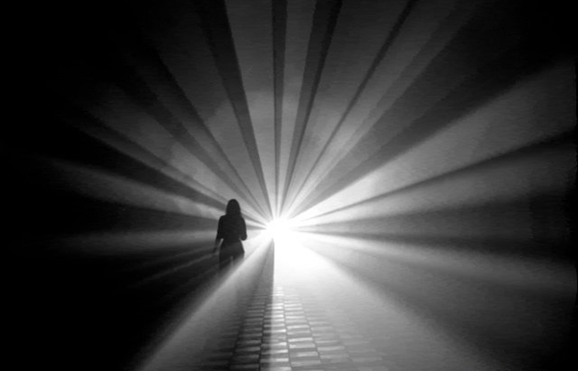 Світло в кінці тунелю: надія, що розганяє найгустішу темряву