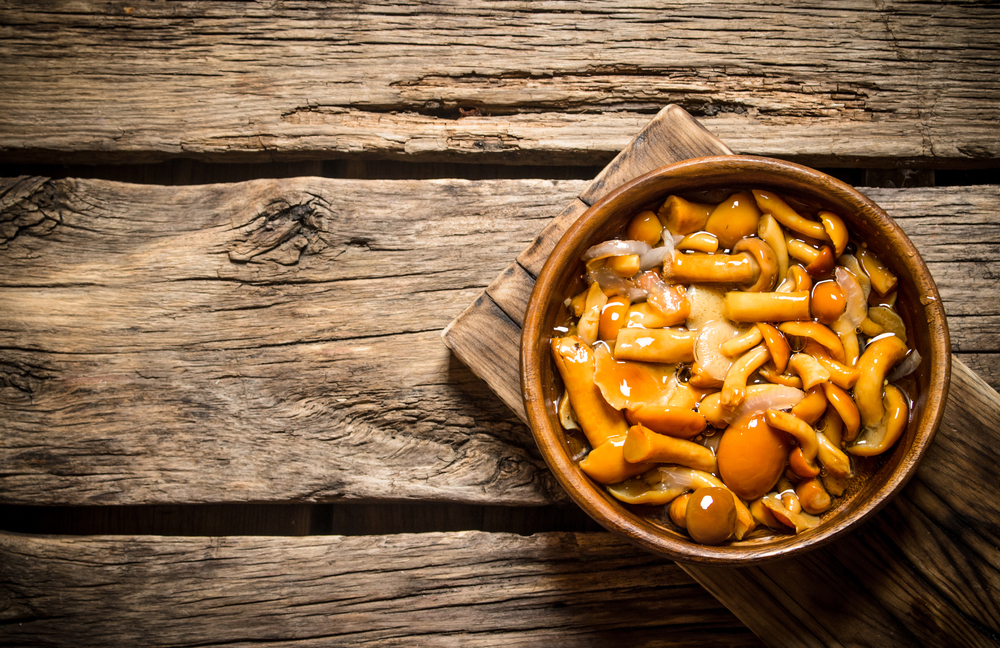 Скільки варити опеньки: точний час для соковитих і безпечних грибів