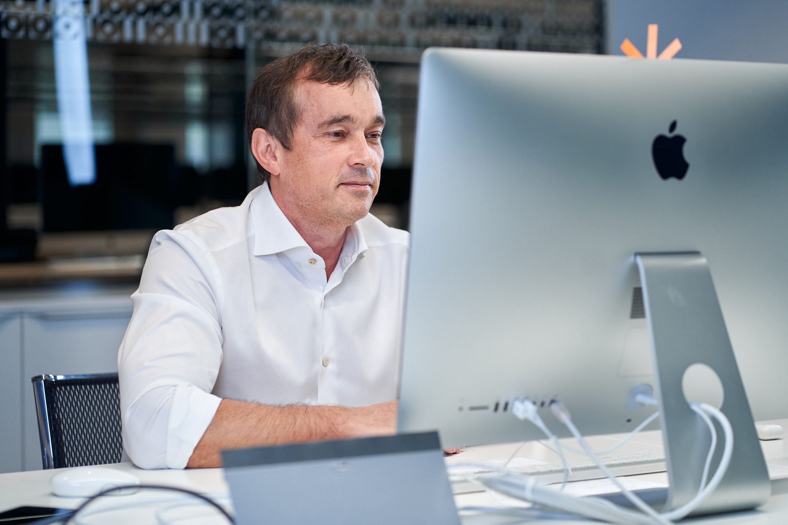 Хмельницький Василь Іванович: біографія візіонера від казахстанських степів до інноваційних хмарочосів