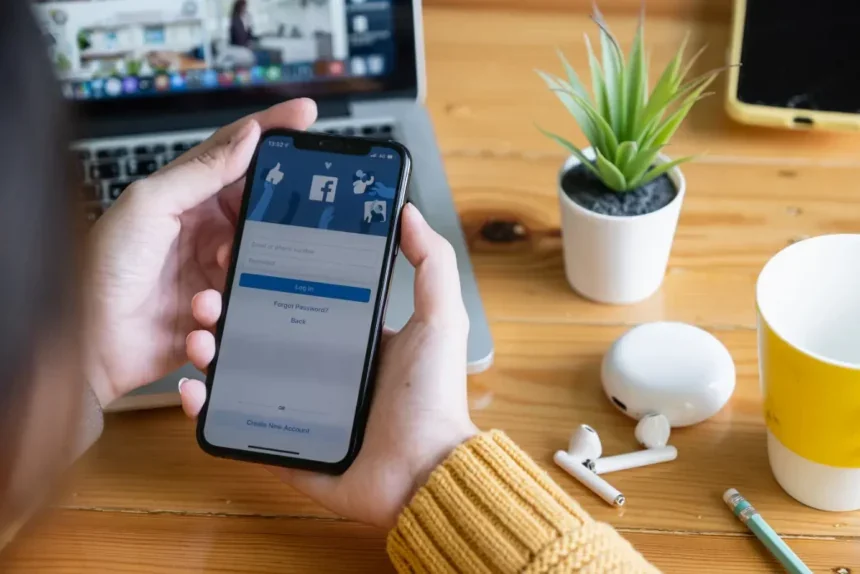 Як відновити сторінку в Facebook без номера і пароля: повний гайд 2026