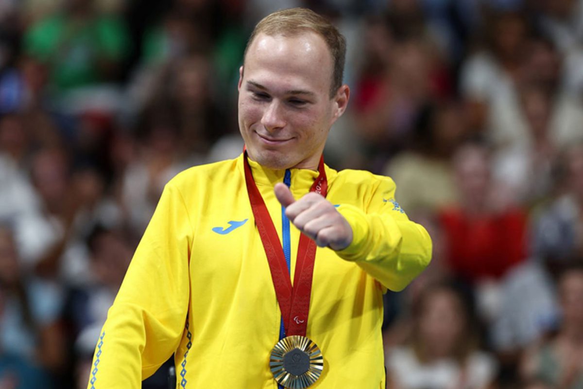 Остапченко Денис В’ячеславович: паралімпійський плавець, який перетворив обмеження зору на золото у воді