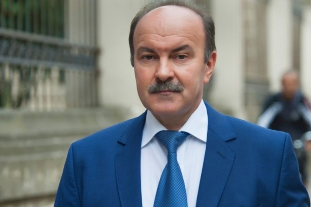 Віталій Цимбалюк: нейрохірург, академік і лідер, який повертає надію нервовій системі